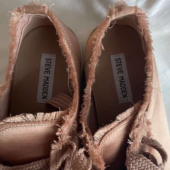 Steve Madden Pink Satin Lace Up Sneakers - Picture 4 of 6